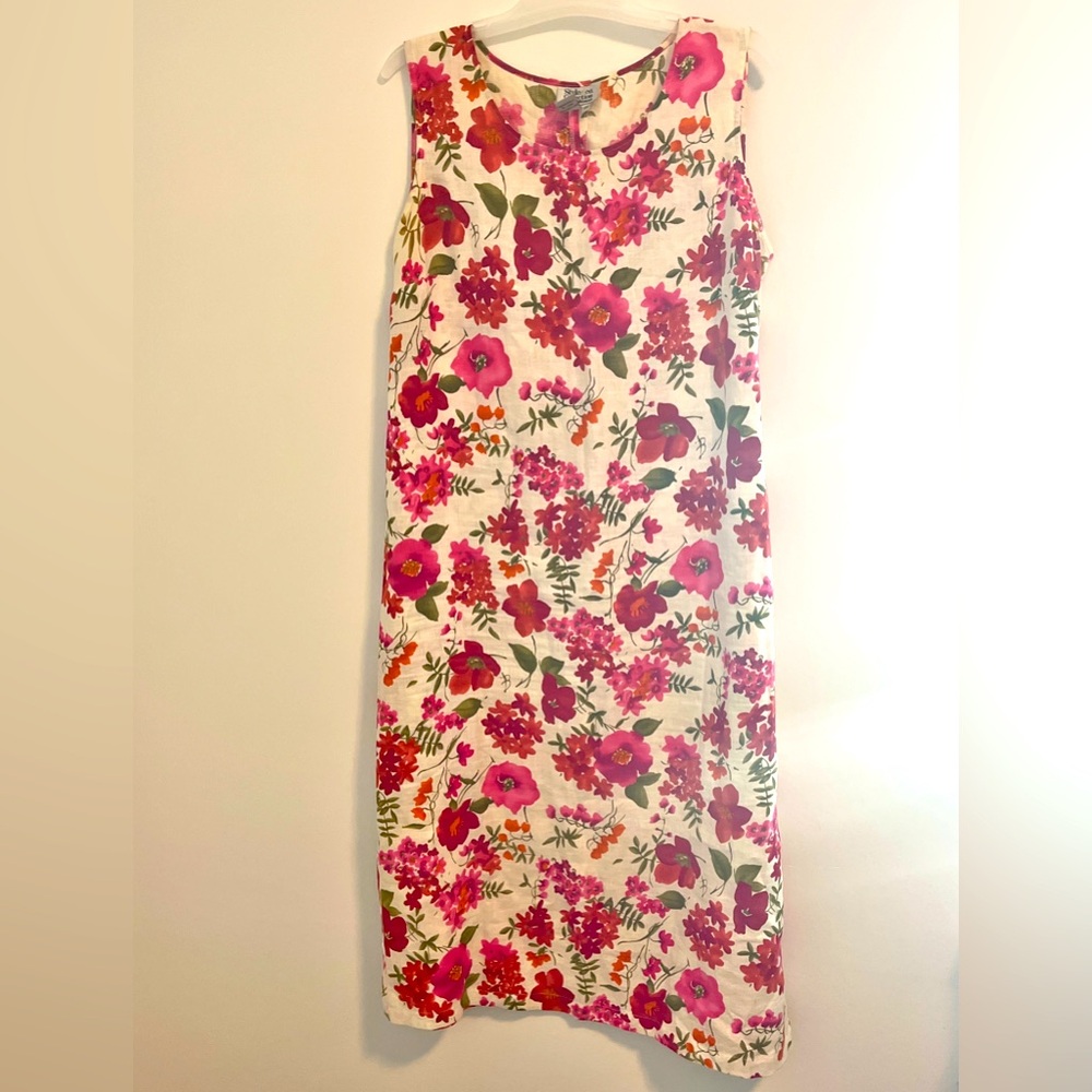 Elegant Floral Sheath Midi Dress with Scoop Neckline